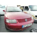 VOLKSWAGEN PASSAT BERLINA (3B2) VOLKSWAGEN PASSAT BERLINA (3B2) '1999 COMFORTLINE ROJO 1996