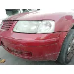 VOLKSWAGEN PASSAT BERLINA (3B2) VOLKSWAGEN PASSAT BERLINA (3B2) '1999 COMFORTLINE ROJO 1996