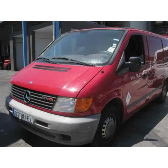MERCEDES VITO (W638) CAJA CERRADA '2000 110 CDI (638.094) GRANATE
