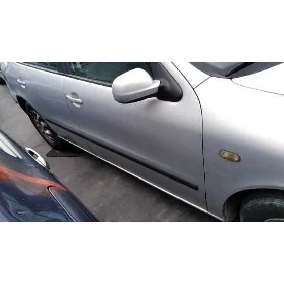 SEAT TOLEDO (1M2) '1999 EXECUTIVE PLATA