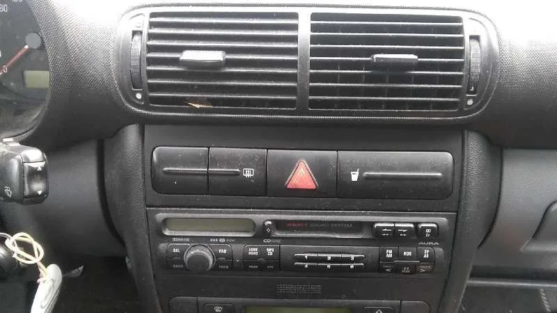 SEAT TOLEDO (1M2) '1999 EXECUTIVE PLATA