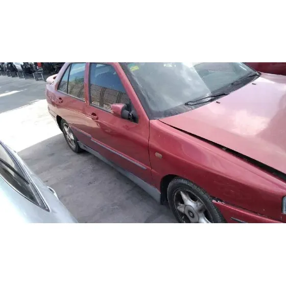 SEAT TOLEDO (1L) '1998 MAGNUS ROJO