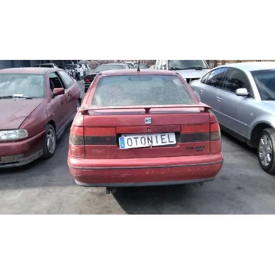 SEAT TOLEDO (1L) '1998 MAGNUS ROJO