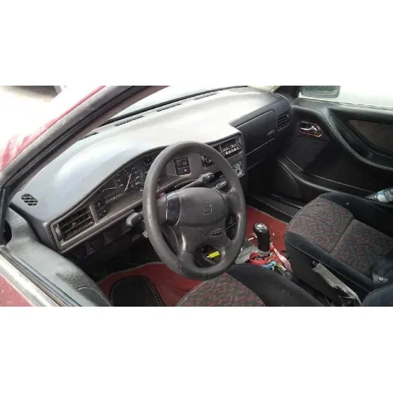 SEAT TOLEDO (1L) '1998 MAGNUS ROJO