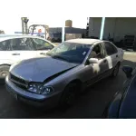 VOLVO S40 BERLINA '2000 1.6 GRIS