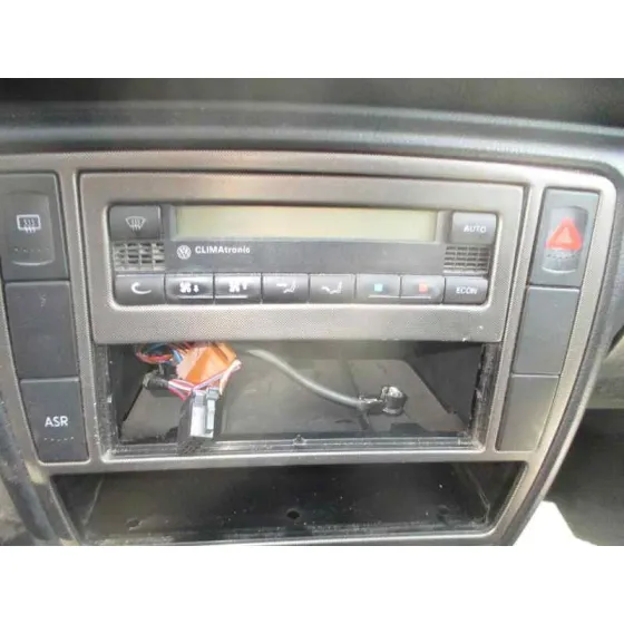 VOLKSWAGEN PASSAT BERLINA (3B2) '1999 COMFORTLINE PLATA