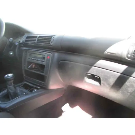 VOLKSWAGEN PASSAT BERLINA (3B2) '1999 COMFORTLINE PLATA