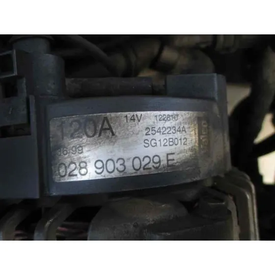 VOLKSWAGEN PASSAT BERLINA (3B2) '1999 COMFORTLINE PLATA