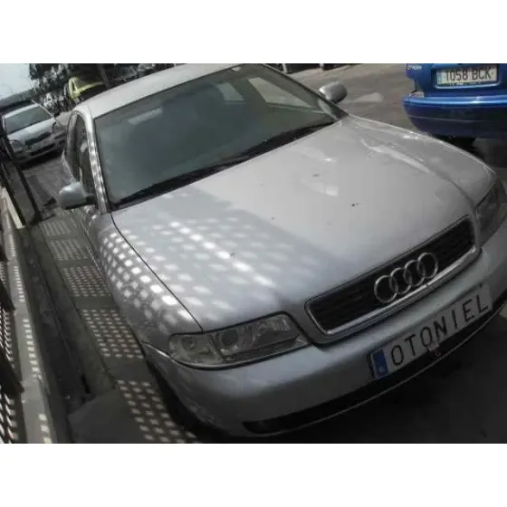 AUDI A4 BERLINA (B5) '1999 2.5 TDI GRIS