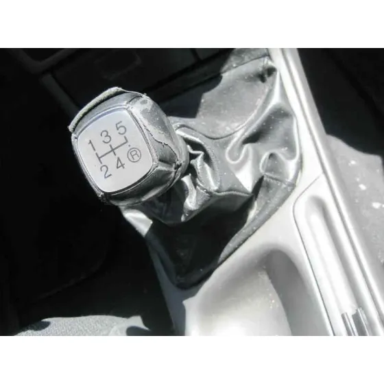 FORD COUGAR (MC) '1999 V6 AZUL