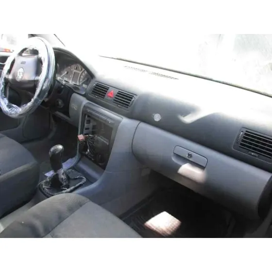 SKODA OCTAVIA BERLINA (1U2) '2000 1.9 TDI GLX PLATA