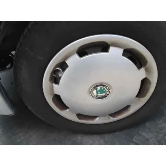 SKODA OCTAVIA BERLINA (1U2) '2000 1.9 TDI GLX PLATA