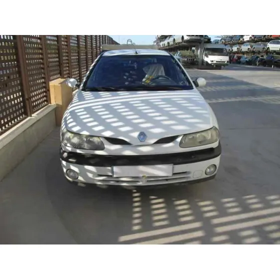 RENAULT LAGUNA (B56) '1998 2.2 DT RXE BLANCO