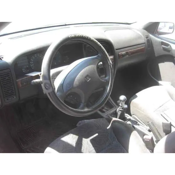 CITROEN XANTIA BERLINA '1999 2.0 HDI EXCLUSIVE VERDE
