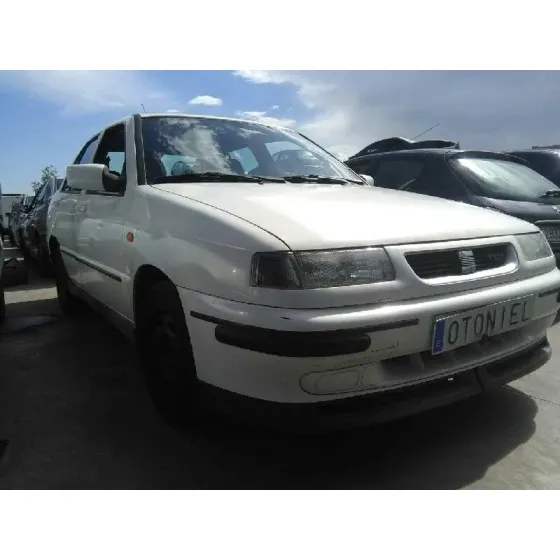 SEAT TOLEDO (1L) '1997 MAGNUS BLANCO