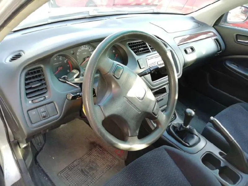 HONDA ACCORD BERLINA (CG7-9/CH1-7) '1999 1.8I LS (CG8) PLATA