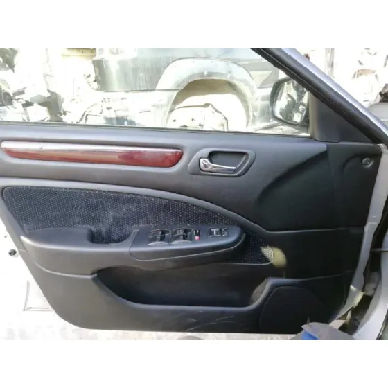 HONDA ACCORD BERLINA (CG7-9/CH1-7) '1999 1.8I LS (CG8) PLATA