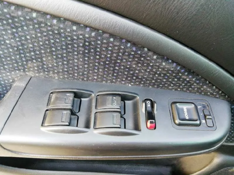 HONDA ACCORD BERLINA (CG7-9/CH1-7) '1999 1.8I LS (CG8) PLATA