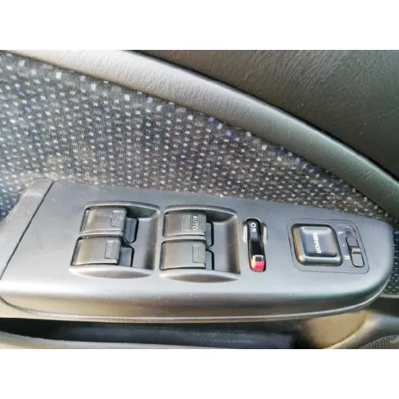 HONDA ACCORD BERLINA (CG7-9/CH1-7) '1999 1.8I LS (CG8) PLATA
