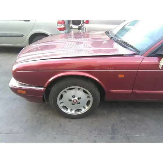 JAGUAR XJ6/12 '1996 3.2 XJ SPORT ROJO