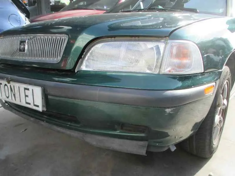 VOLVO S40 BERLINA VOLVO S40 BERLINA '1998 TD VERDE 1996