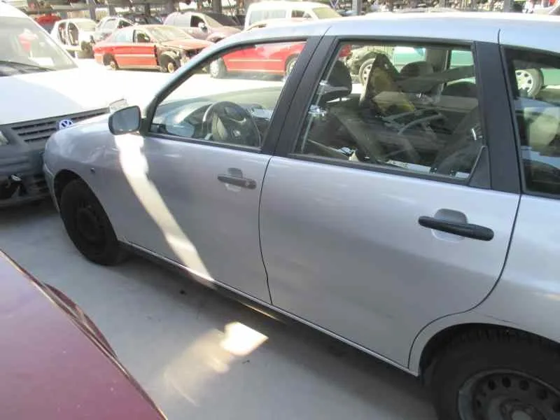 SEAT IBIZA (6K1) '2000 SELECT PLATA