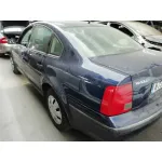 VOLKSWAGEN PASSAT BERLINA (3B2) VOLKSWAGEN PASSAT BERLINA (3B2) '2000 COMFORTLINE AZUL 1998