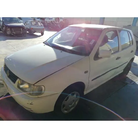 VOLKSWAGEN POLO BERLINA (6N1) '1999 BASICO BLANCO