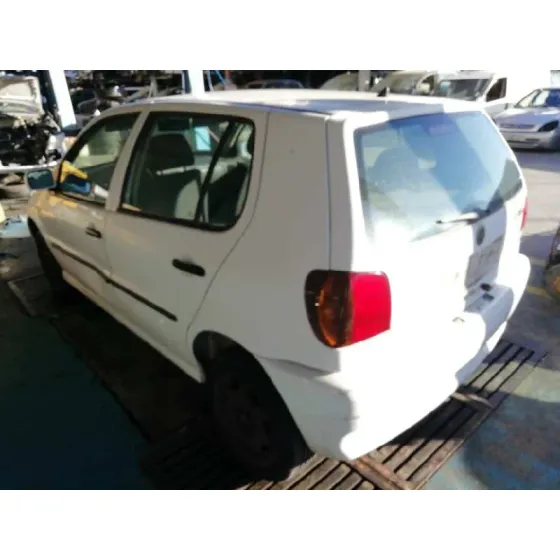 VOLKSWAGEN POLO BERLINA (6N1) '1999 BASICO BLANCO