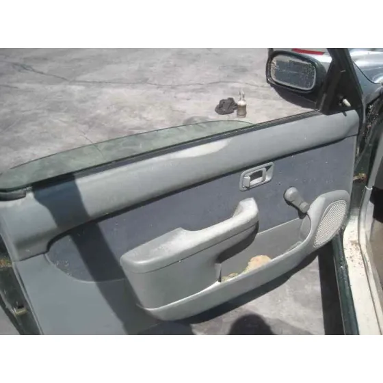 NISSAN MICRA (K11) '1998 BASICO VERDE