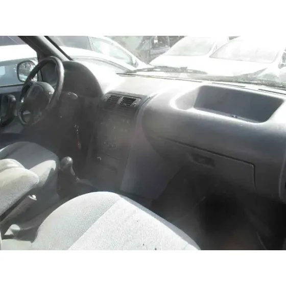 TATA SAFARI '2000 1.9 D (4X4) VERDE