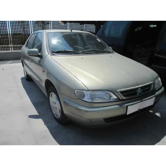 CITROEN XSARA BERLINA '1998 1.6 ATTRACTION VERDE