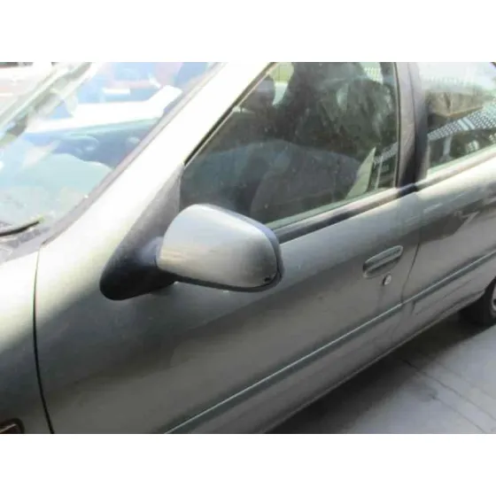 CITROEN XSARA BERLINA '1998 1.6 ATTRACTION VERDE