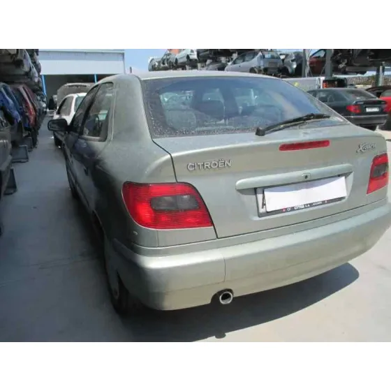 CITROEN XSARA BERLINA '1998 1.6 ATTRACTION VERDE