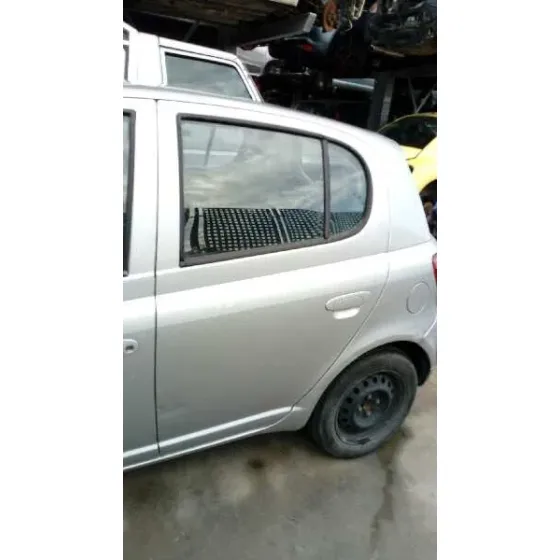 TOYOTA YARIS (NCP1/NLP1/SCP1) '1999 1.0 LINEA LUNA PLATA