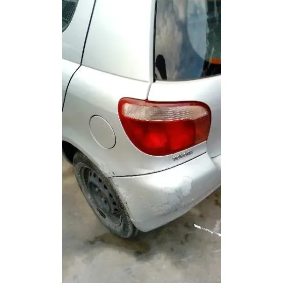 TOYOTA YARIS (NCP1/NLP1/SCP1) '1999 1.0 LINEA LUNA PLATA
