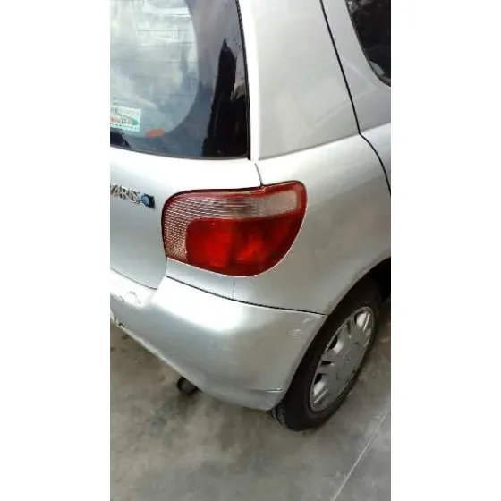 TOYOTA YARIS (NCP1/NLP1/SCP1) '1999 1.0 LINEA LUNA PLATA