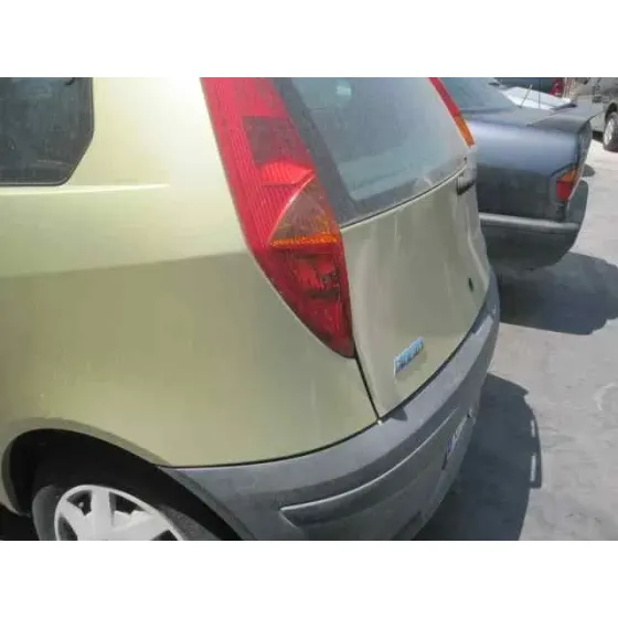 FIAT PUNTO BERLINA (188) '2000 1.2 8V VERDE