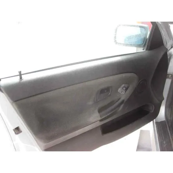 BMW SERIE 3 BERLINA (E36) '1997 318TDS GRIS