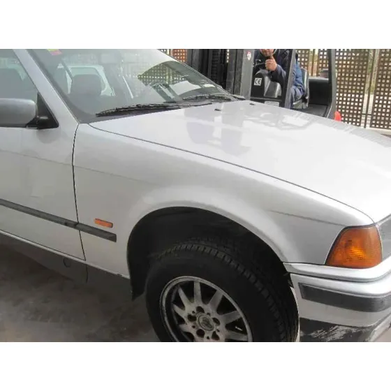 BMW SERIE 3 BERLINA (E36) '1997 318TDS GRIS