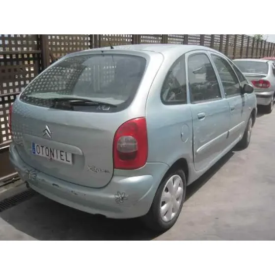 CITROEN XSARA PICASSO '2000 1.6 16V EXCLUSIVE AZUL CLARO