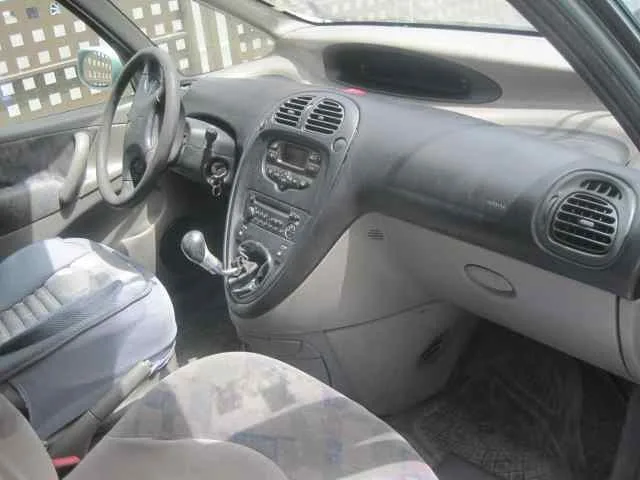 CITROEN XSARA PICASSO '2000 1.6 16V EXCLUSIVE AZUL CLARO
