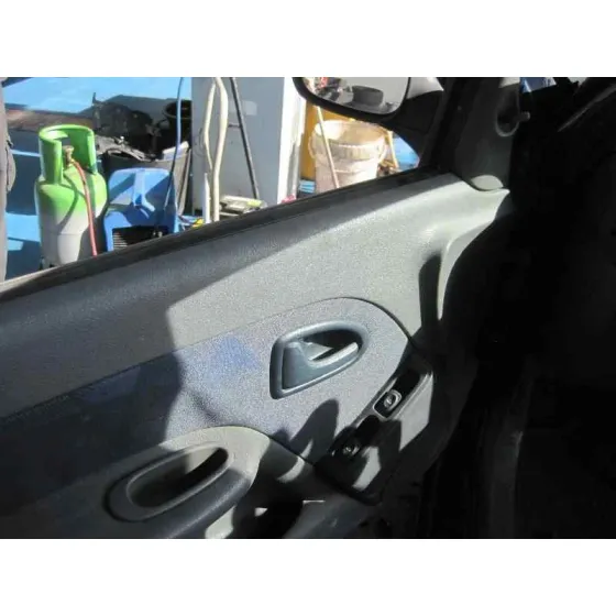 RENAULT CLIO II FASE I (B/CBO) '1998 1.9 D ALIZE AZUL
