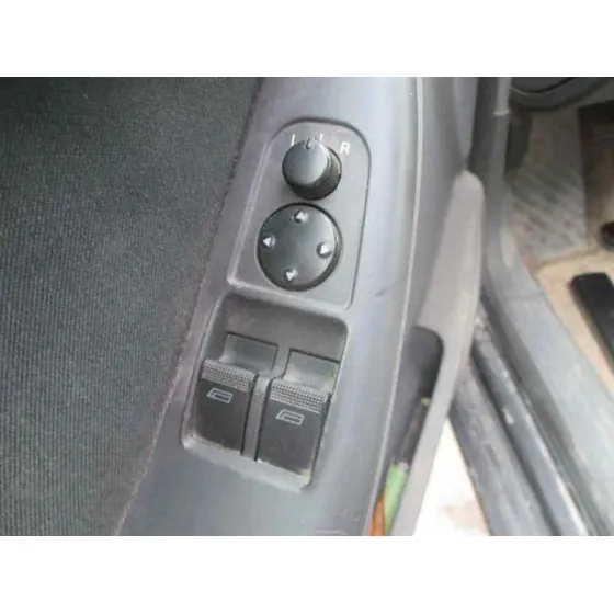 AUDI A3 (8L) '1997 1.9 TDI AMBIENTE PLATA