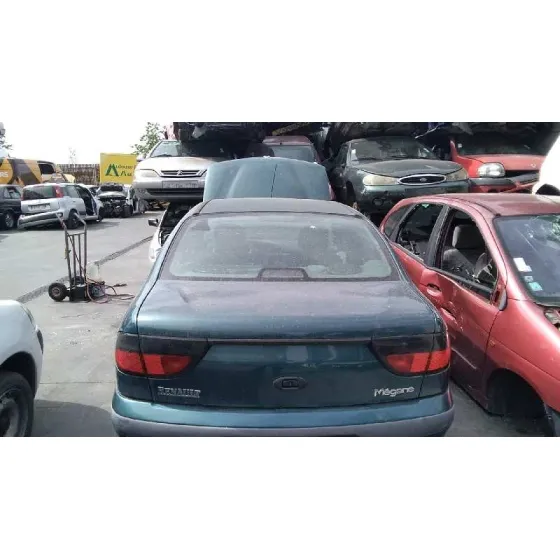 RENAULT MEGANE I BERLINA HATCHBACK (BA0) '1997 1.9 D ALIZE VERDE