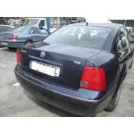 VOLKSWAGEN PASSAT BERLINA (3B2) VOLKSWAGEN PASSAT BERLINA (3B2) '2000 1.9 TDI AZUL 1996