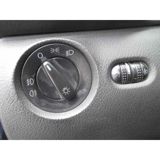 VOLKSWAGEN PASSAT BERLINA (3B2) '2000 1.9 TDI AZUL