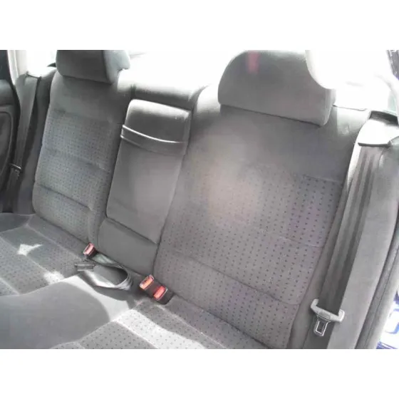 VOLKSWAGEN PASSAT BERLINA (3B2) '2000 1.9 TDI AZUL