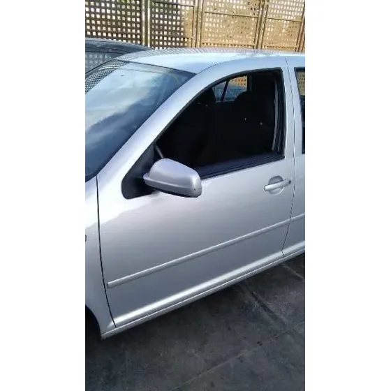 VOLKSWAGEN GOLF IV BERLINA (1J1) '1999 CONCEPTLINE GRIS PLATA