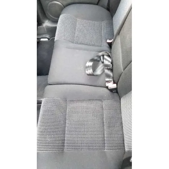 VOLKSWAGEN GOLF IV BERLINA (1J1) '1999 CONCEPTLINE GRIS PLATA